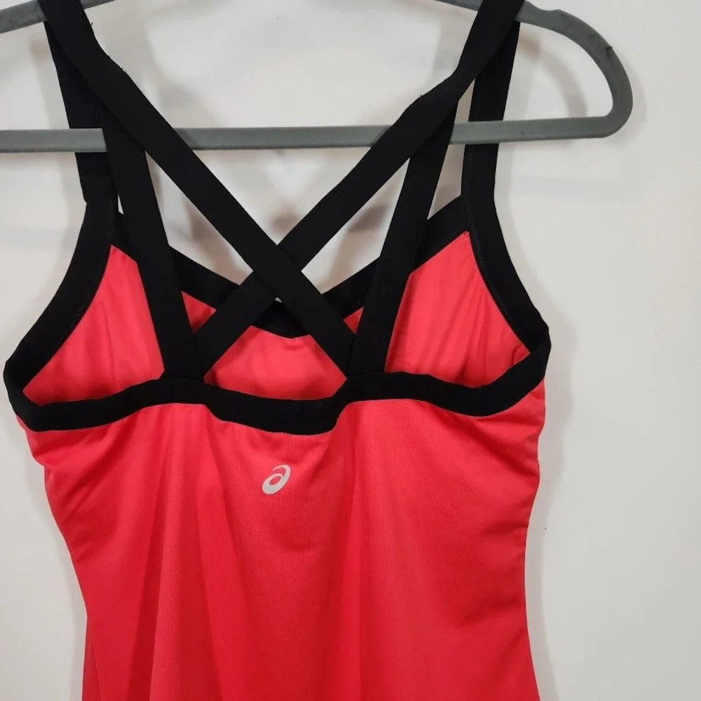 Asics Red and Black Criss Cross Strappy Athletic Tank Top Activewear - Medium - Picture 4 of 6